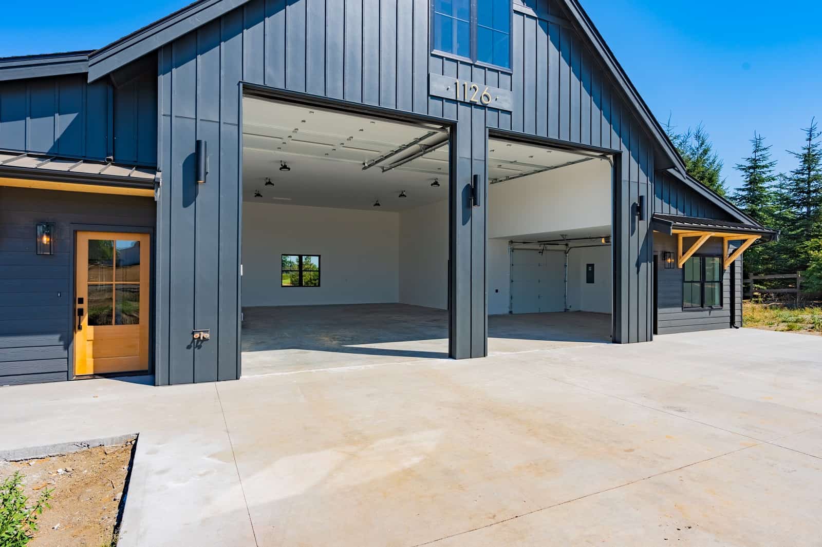 Garage of this 1-Bedroom,784 Sq Ft Plan -214-1005