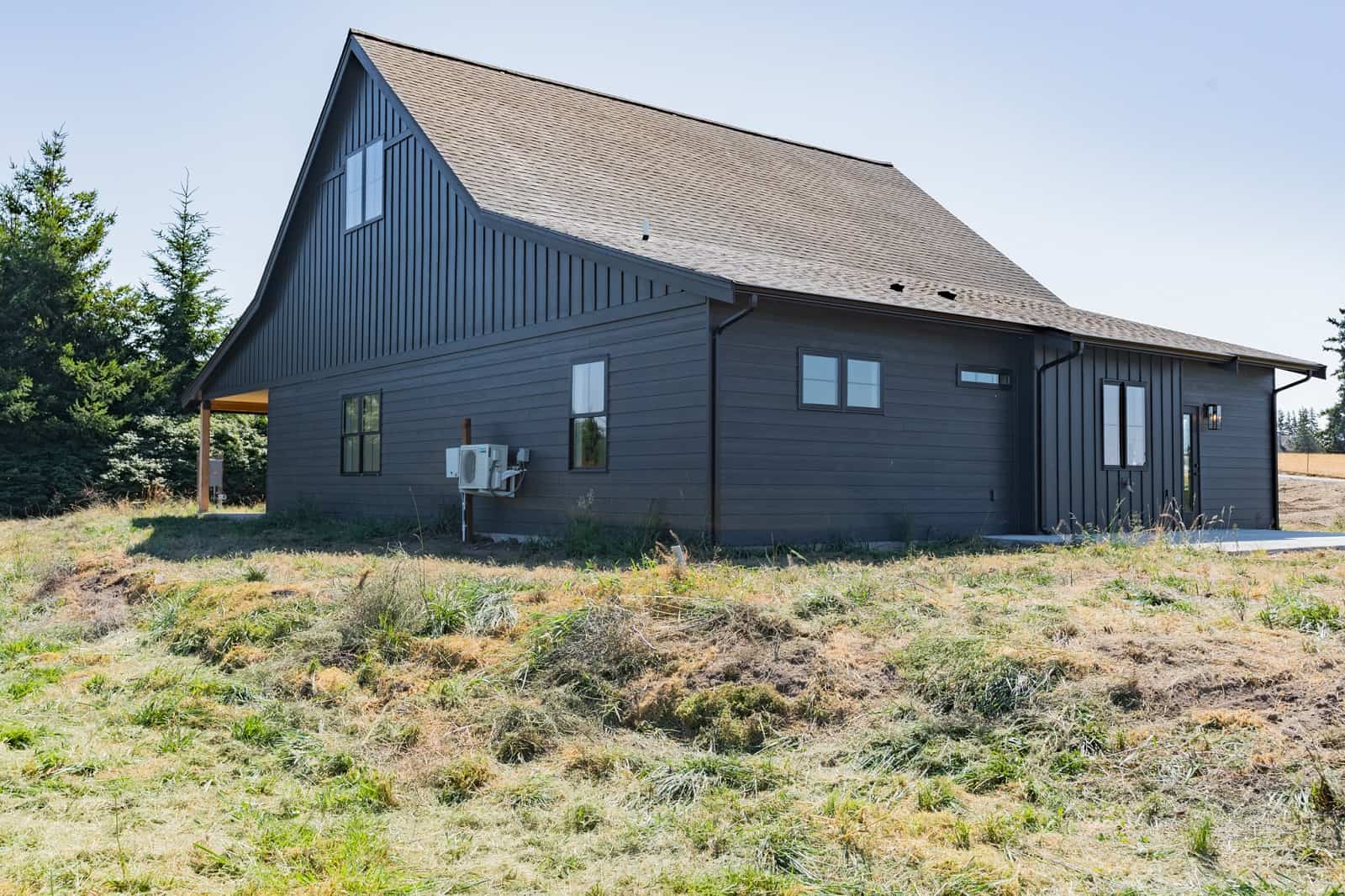 Side View of this 1-Bedroom,784 Sq Ft Plan -214-1005