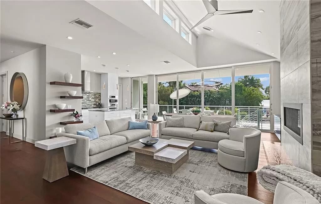Great Room of this 3-Bedroom,2989 Sq Ft Plan -219-1011