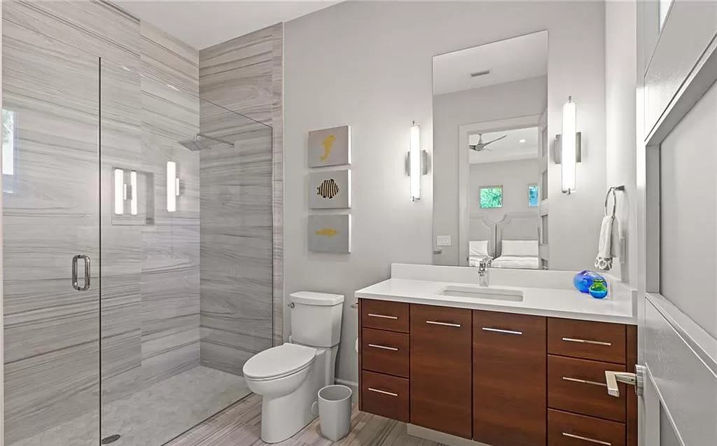 Bathroom of this 3-Bedroom,2989 Sq Ft Plan -219-1011
