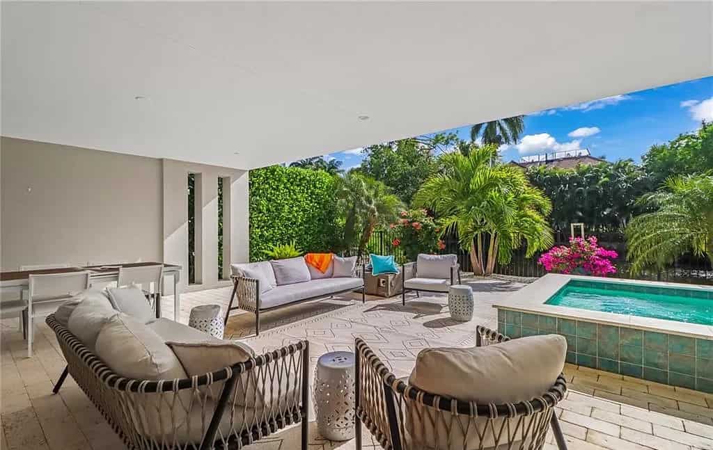 Patio of this 3-Bedroom,2989 Sq Ft Plan -219-1011