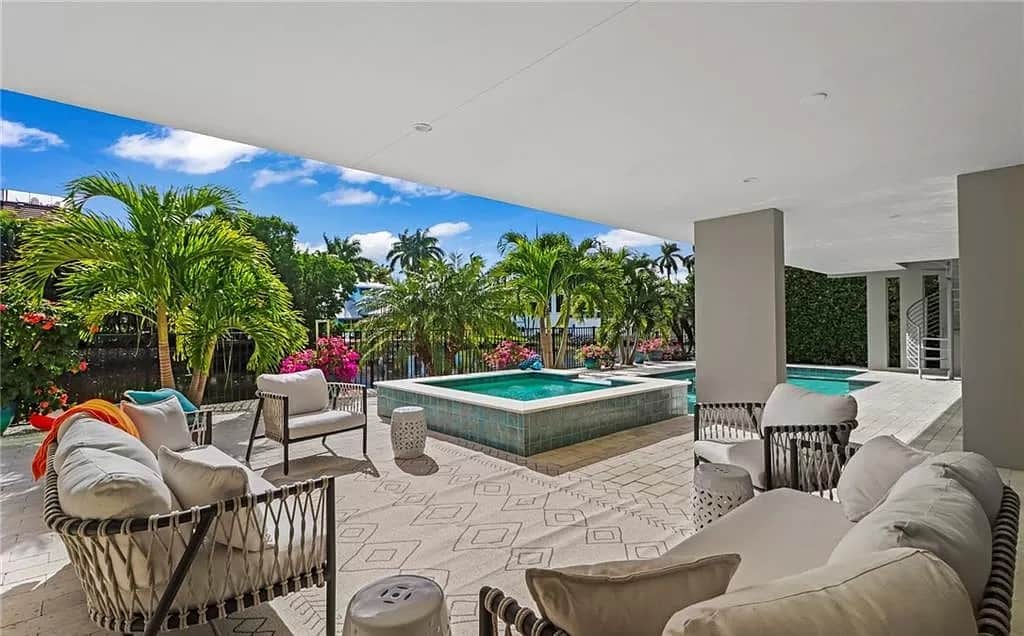 Patio of this 3-Bedroom,2989 Sq Ft Plan -219-1011