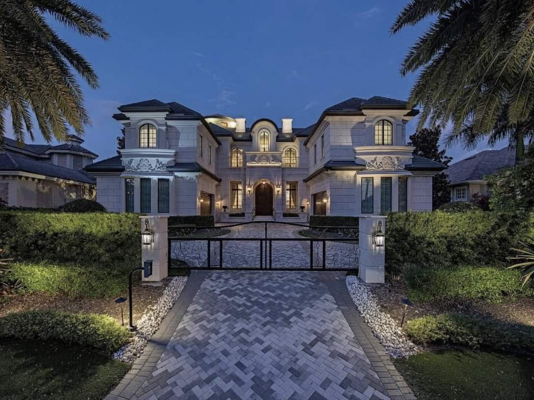 Home at Night of this 4-Bedroom,8129 Sq Ft Plan -219-1019