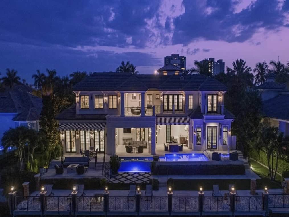 Home at Night of this 4-Bedroom,8129 Sq Ft Plan -219-1019