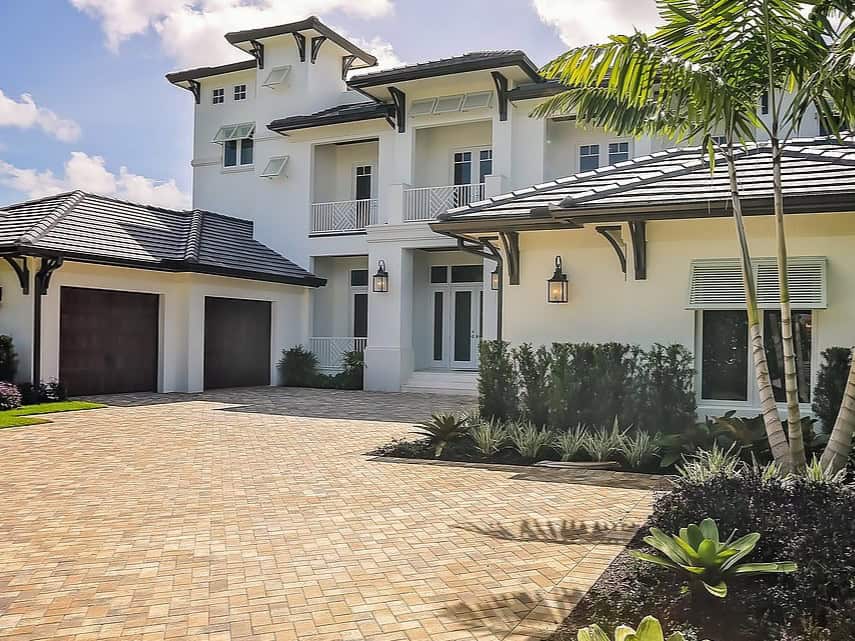 Front View of this 4-Bedroom,5093 Sq Ft Plan -219-1020