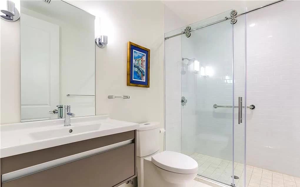 Bathroom of this 3-Bedroom,2583 Sq Ft Plan -219-1022